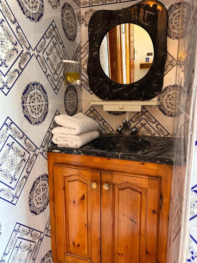 Salam Appartement Climatise Hiver Et Ete Азру Екстериор снимка